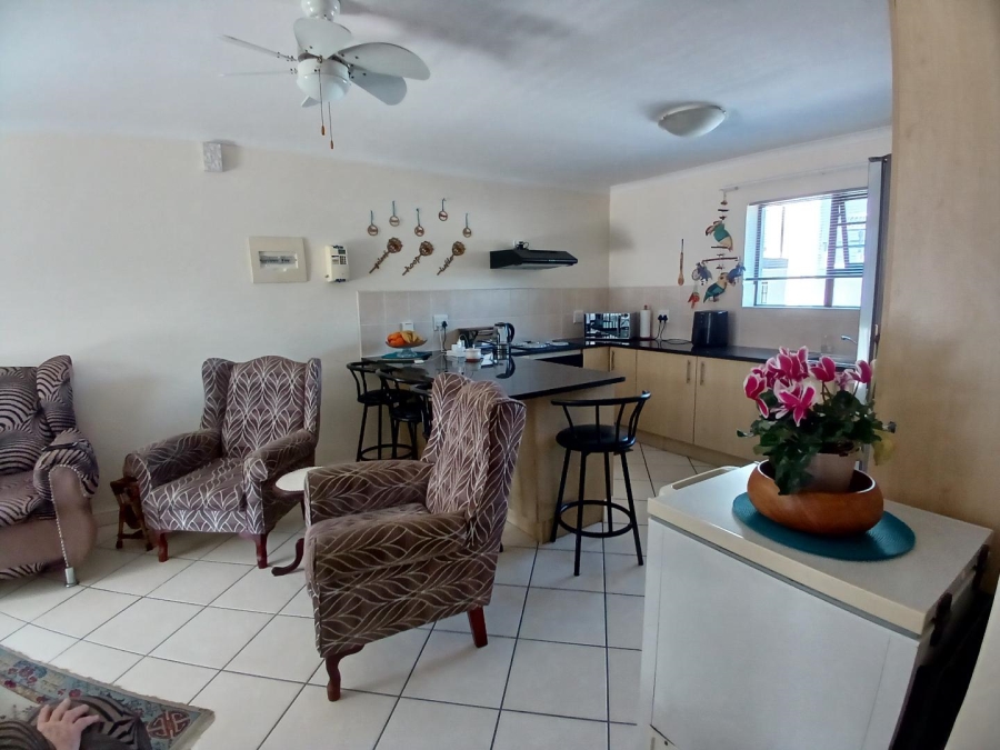 2 Bedroom Property for Sale in Hartenbos Central Western Cape